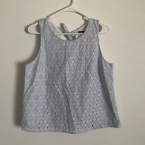 NWT Banana Republic Eyelet Top in Blue and White Stripe Size Medium